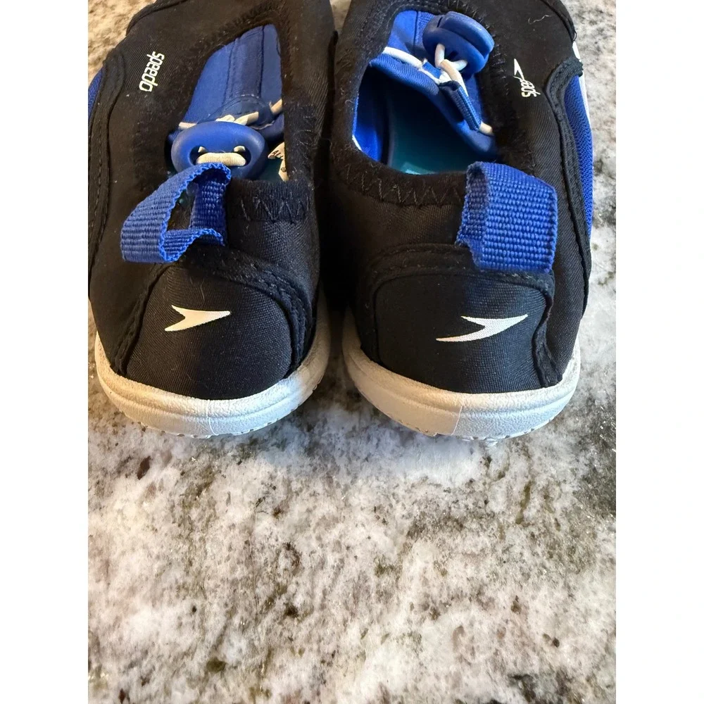 Speedo Kids Water Shoes‎ Aqua Socks Black Blue Slip On Toddler Size M